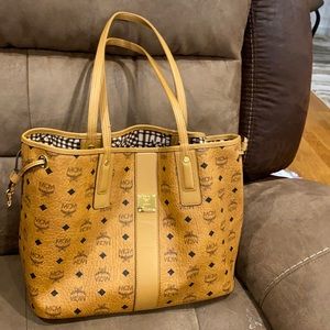 MCM Reversible medium tote in Cognac Brown in great condition.